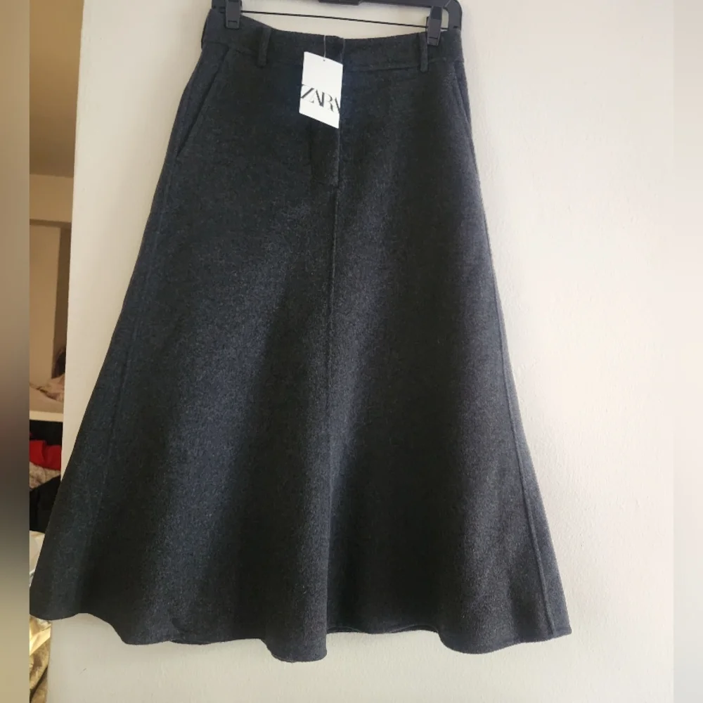 Zara Collection co-ord set vest & Wool-blend cape/A-line midi skirt SZ M BNWT
